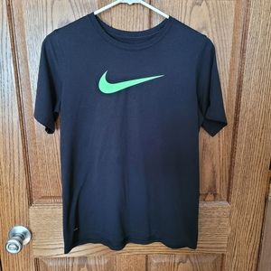Boy's Nike XL t-shirt